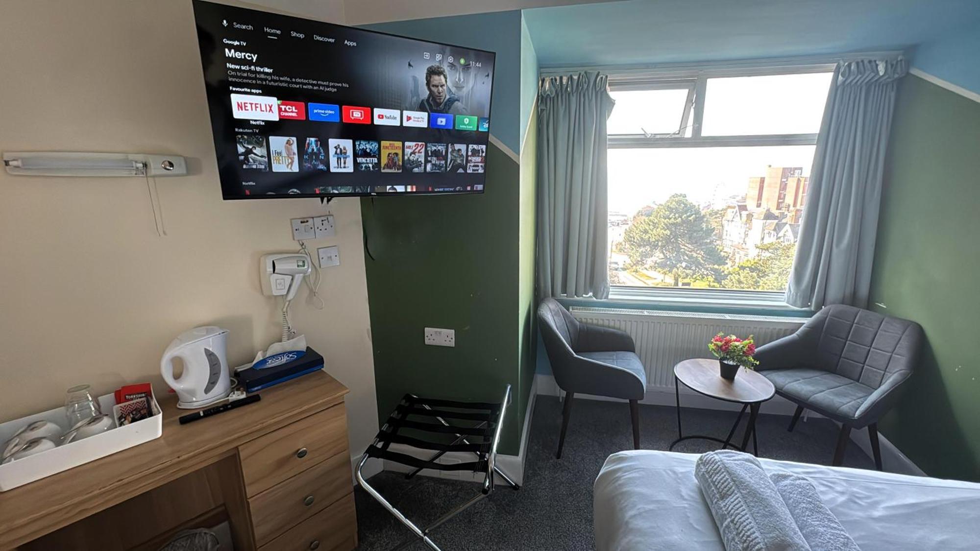 Triple Room with Sea View